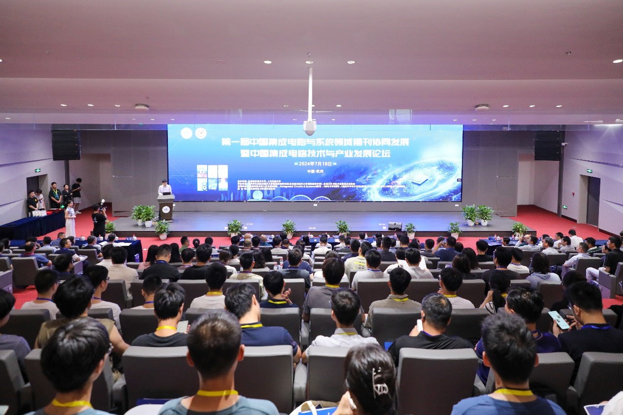 双方校长在致辞中一致肯定了中法航空体