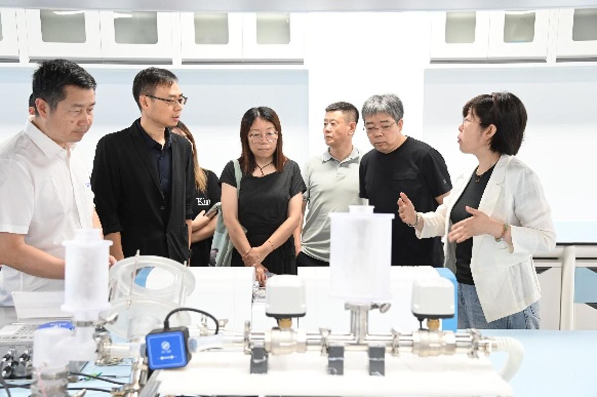 将创新成果积极融入地方产业经济发展